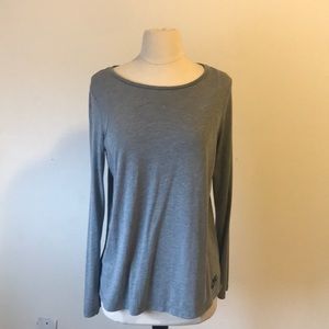 Long sleeve workout top